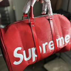 Louis Vuitton SUPREME Duffle Bag