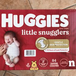 Huggies New Born 84 Diapers 