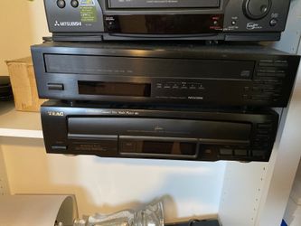TEAC multi CD carousel player