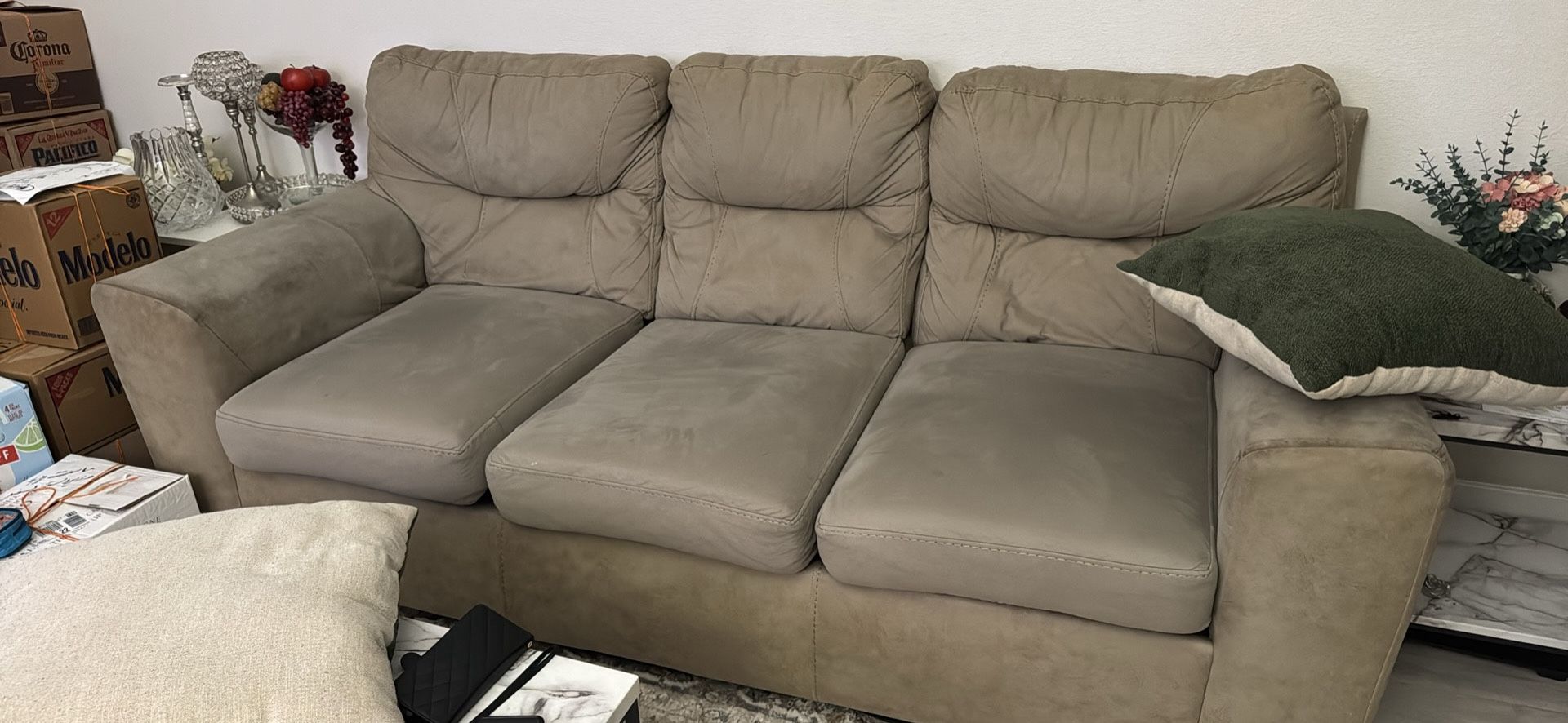 Sofa / Couch