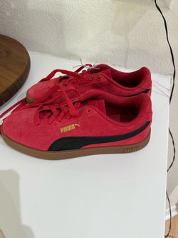 Kids sneakers