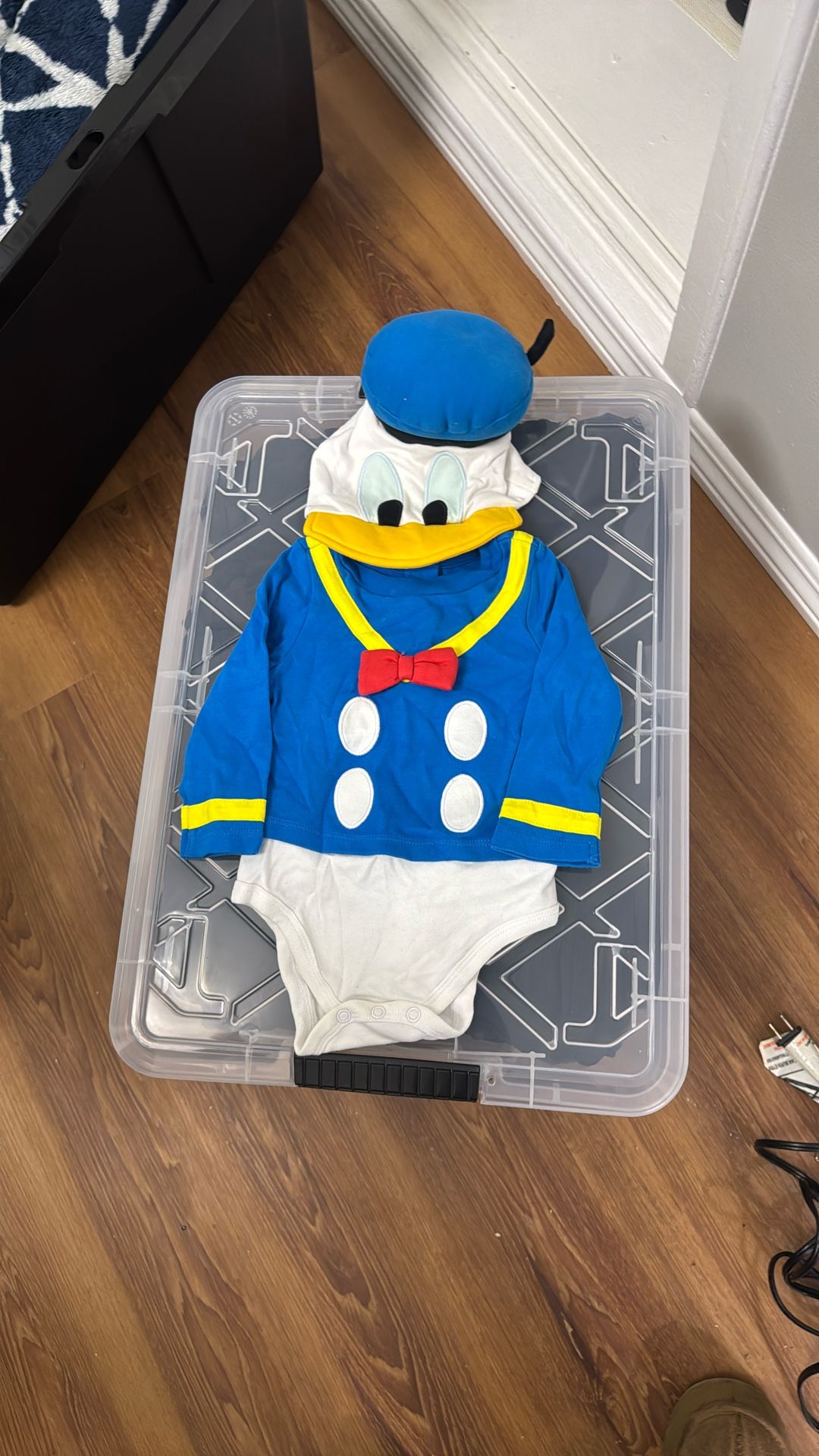 Donald Duck Costume