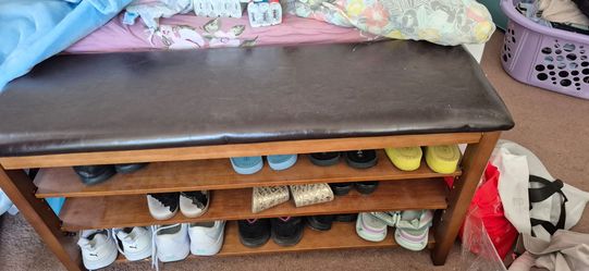 Leather shoes bench