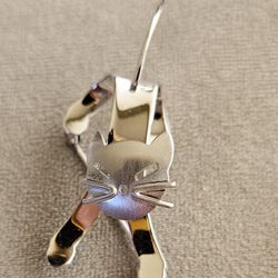 Vintage Signed Beau Sterling Silver 3-D Figural Cat with Moving Head Pin Brooch 