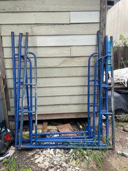 5' X 6' 4" V-Style Walk-Thru Scaffold Frame - PSV-661B