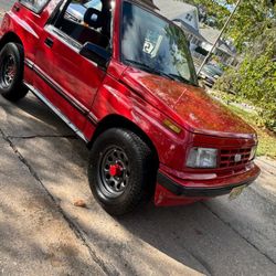 Standard 1990 Feo Tracker $4500.     Ford 2016 Cargo Van. 350 , 179,000 $9500. Ford Fully 1990 350 4,400