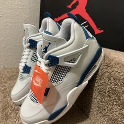 🔥Jordan 4 Retro Military Blue 2024🔥 size 8, 9.5, 10.5, 11, 12