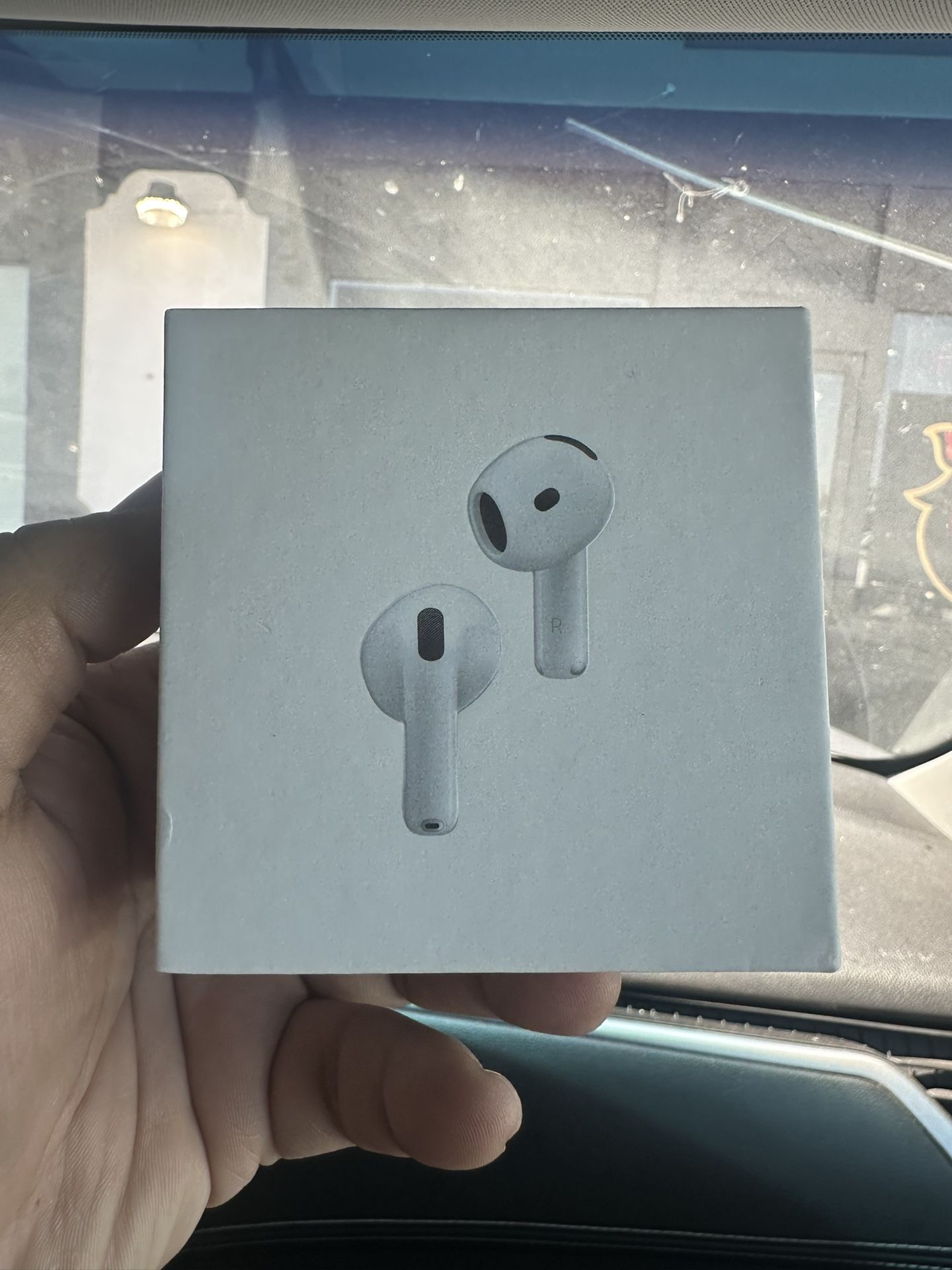 Apple AirPods 4 ANC