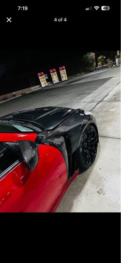 TR4 Vors gloss black