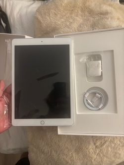 New iPad 32 gb with pen