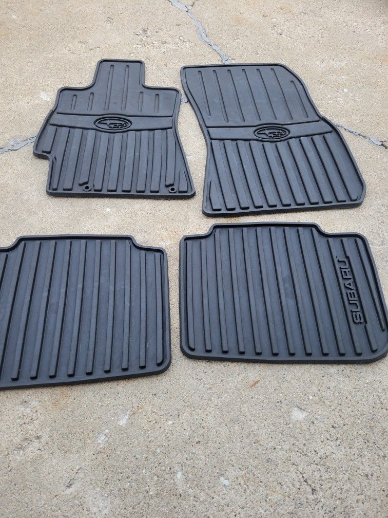 2021-25 Subaru Ascent Factory Rubber Floor Mats 