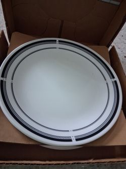 Set of six Correl Dinner Plates