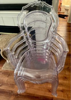 Set of 4 Ghost Chairs / Acrylic Baroque style