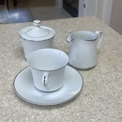 Vintage Fine China Dinnerware Set – 50+ Pieces – 1950s – Never Used