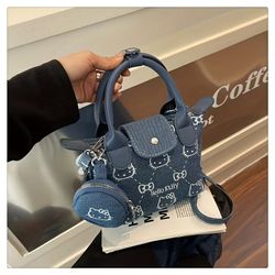 Hello Kitty Crossbody Bag 