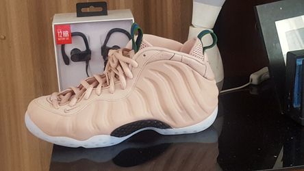 Brand new nike foams