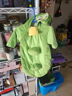 baby Pea costume  0-6 months