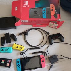 Nintendo Switch + Extra Controllers, 3 Games, Accessories 