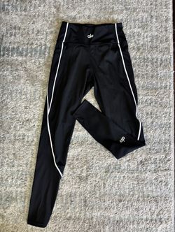 Alo Leggings