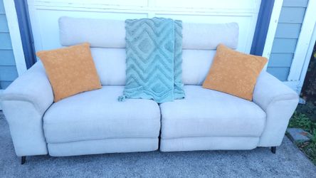 Power Reclining Loveseat