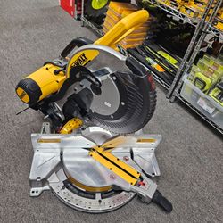 DEWALT DWS716 DOUBLE BEVEL CORDED MITER SAW