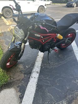 Ducati Monster797 Year 2017…10 K Milles(contact info removed)