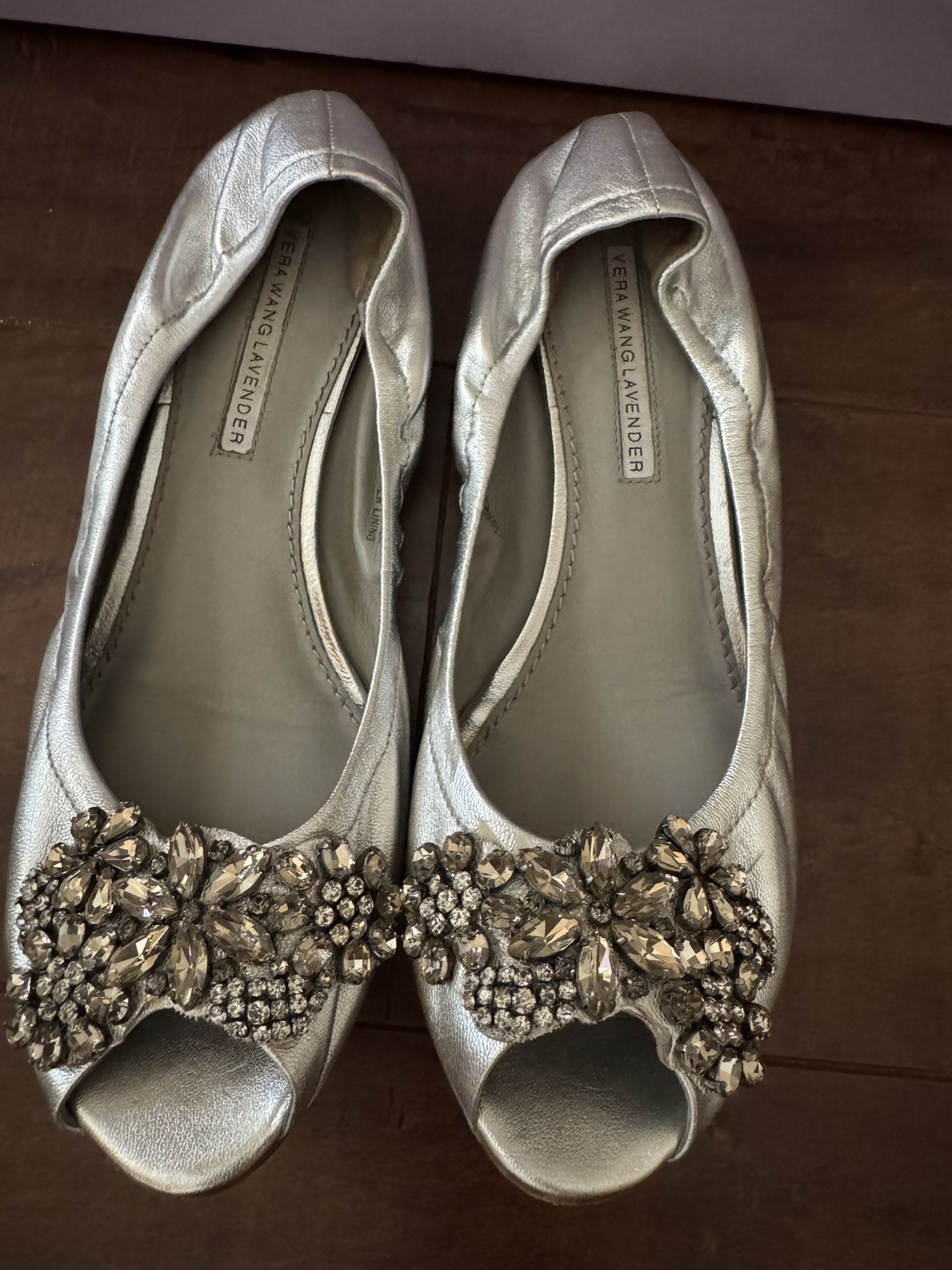 Vera Wang Lavender Label Women’s Flats Silver Size 8M