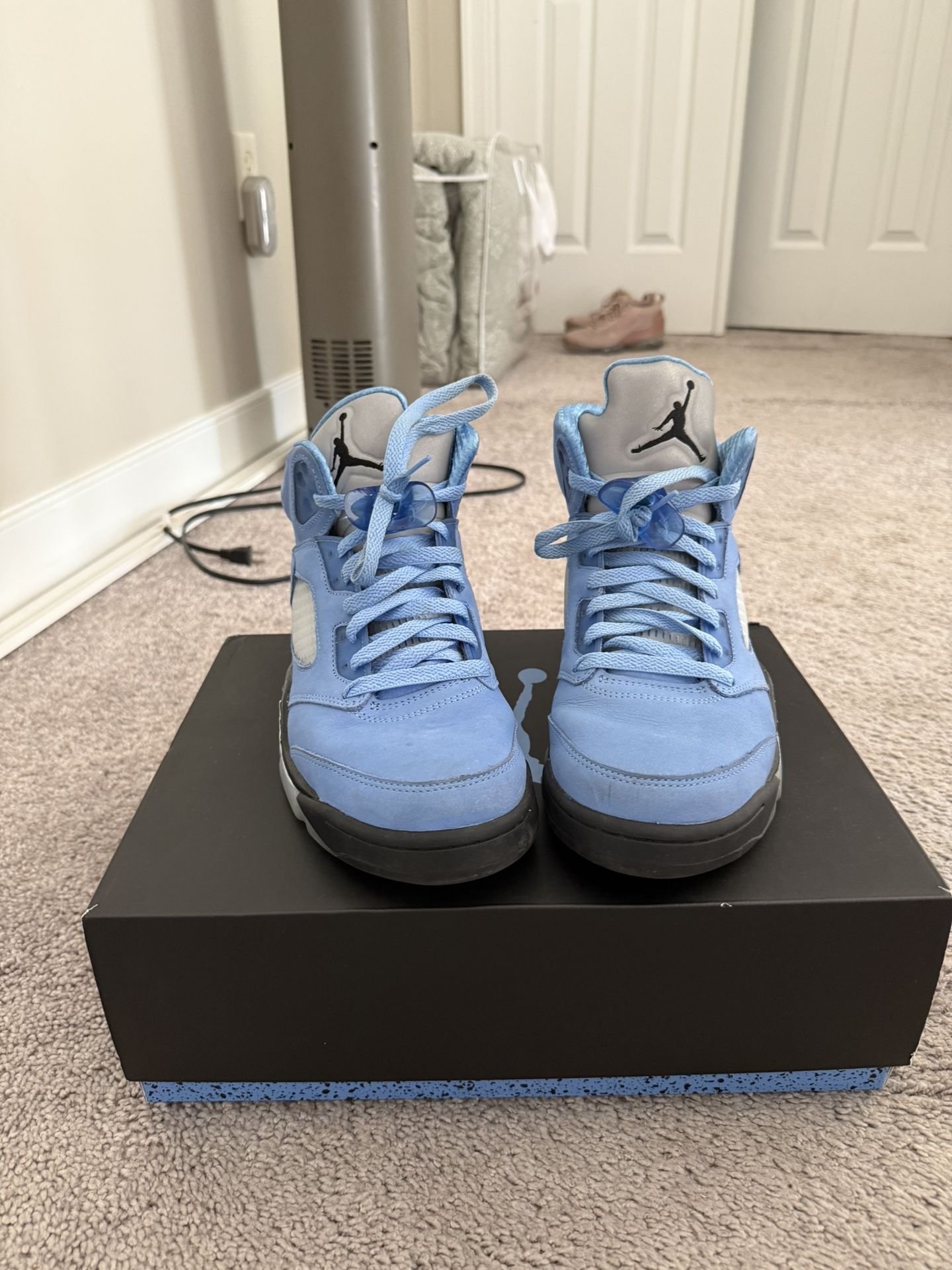 Air Jordan Retro 5 ‘UNC’