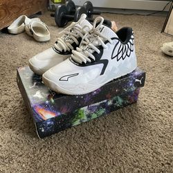 Lemelo Ball v1 Lo 'Team Colors - White Black'