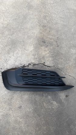 2016 2018 HONDA CIVIC FRONT BUMPER GRILLE LEFT SIDE 71108-TBA-A0 OEM