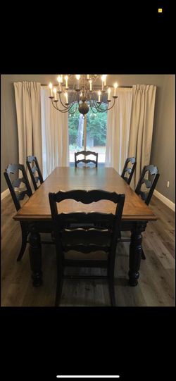 Havertys Table