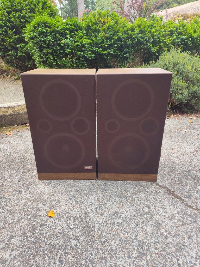 Pair Fisher Speakers