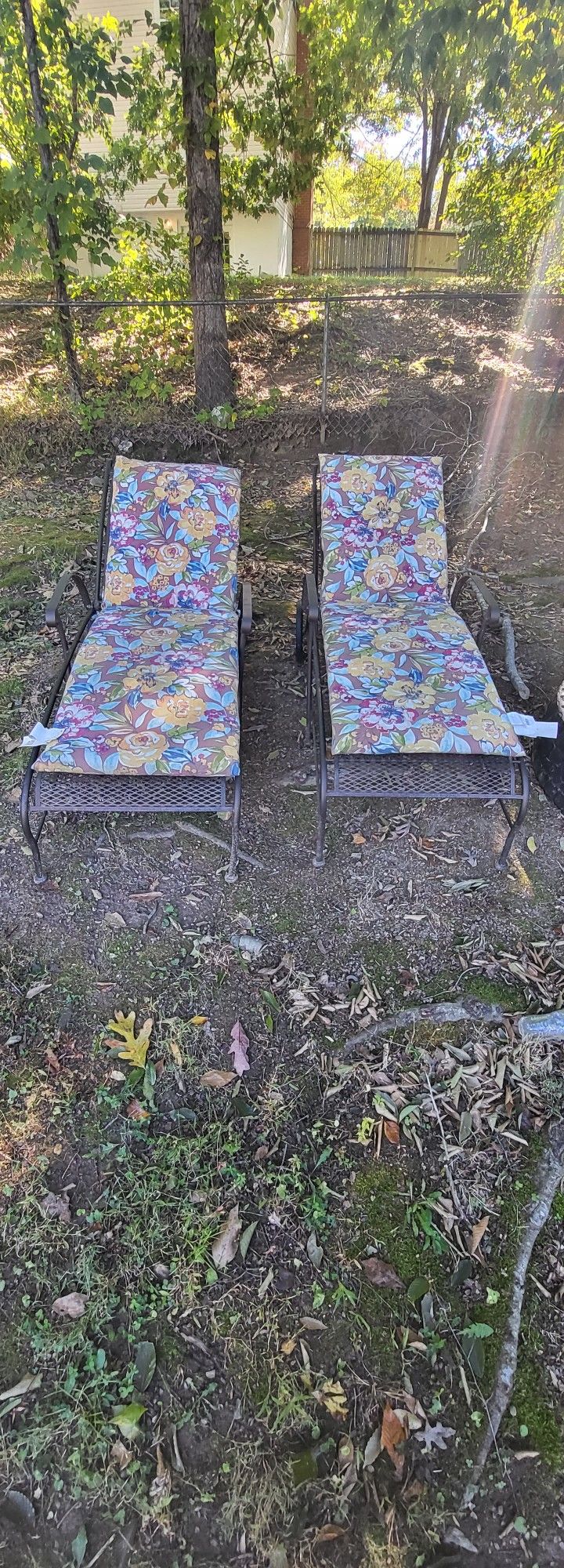 Pair Of Adjustable Metal lawn Chairs With Wheels & Cushions 
