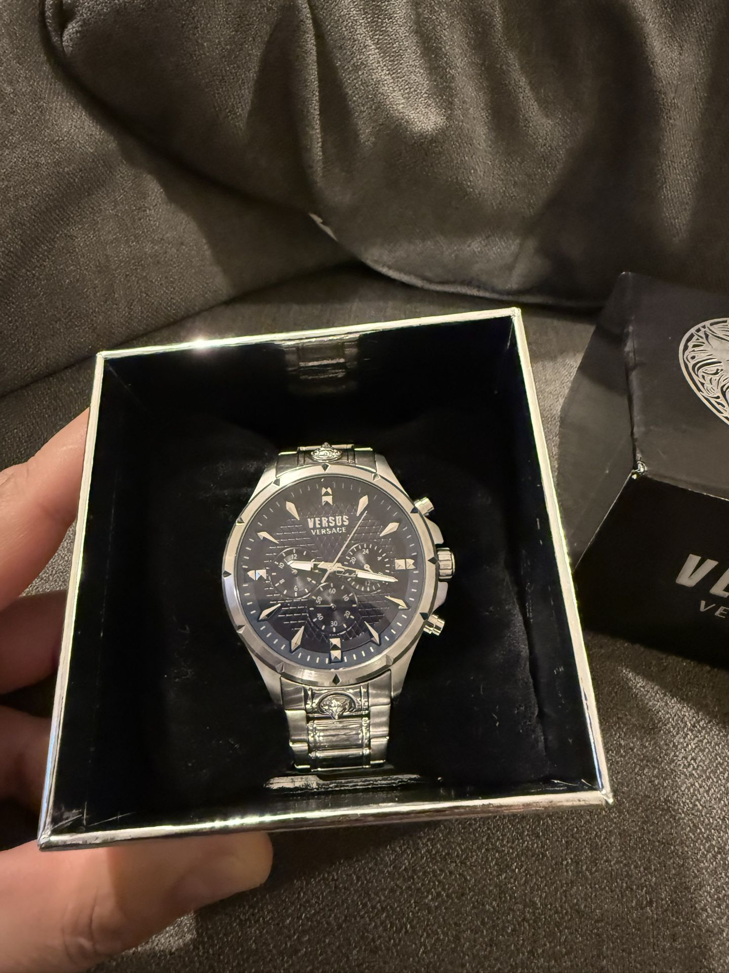 Watch Versus Versace