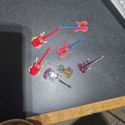 2 Dollar Charm