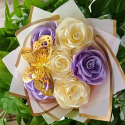 6 Count Ribbon Repunzel Themed Bouquet 