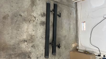 2011-2021 Jeep Grand Cherokee running boards