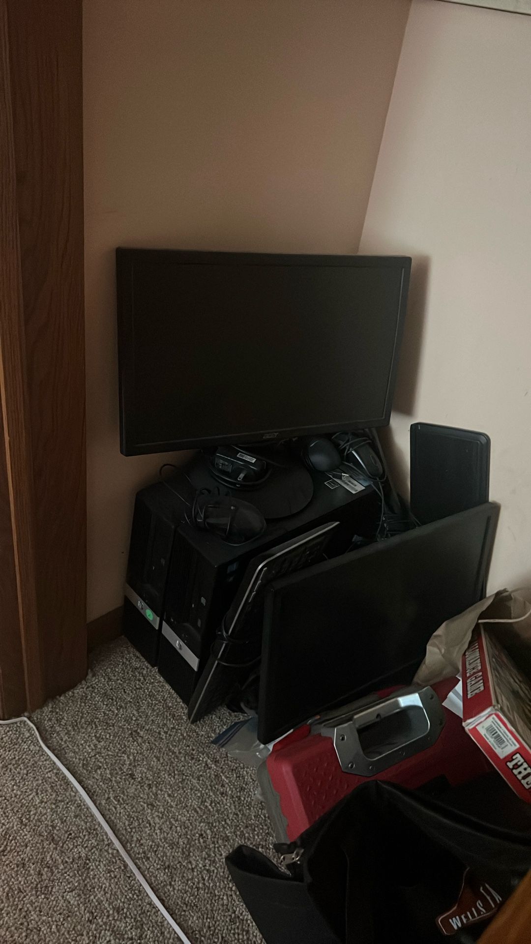 2 Dell Full Desktops