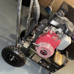 AIRLESS PAINT SPRAYER WITH HONDA 3.0 ENGINE 