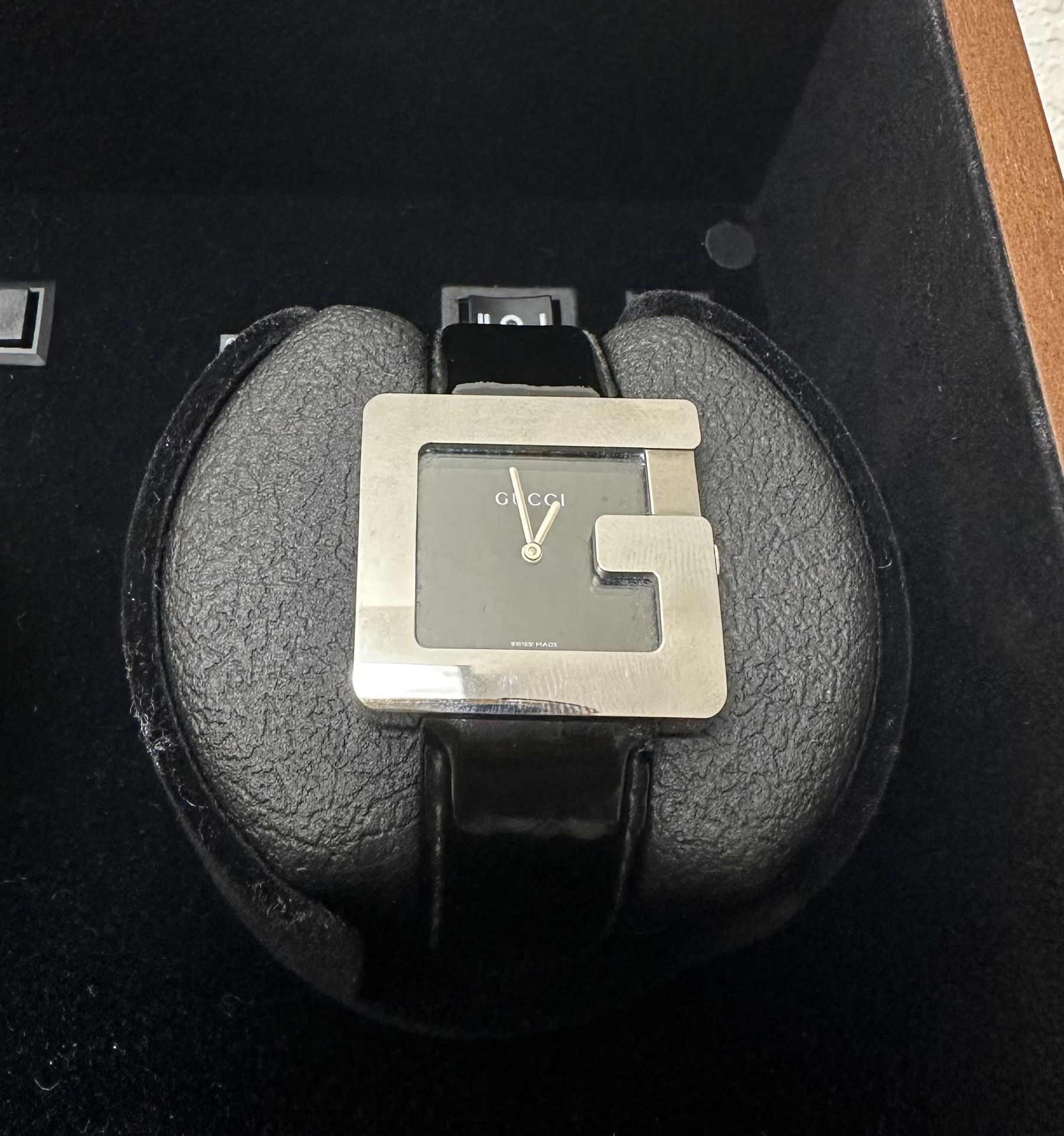 Gucci Wristwatch - Black Patent Leather