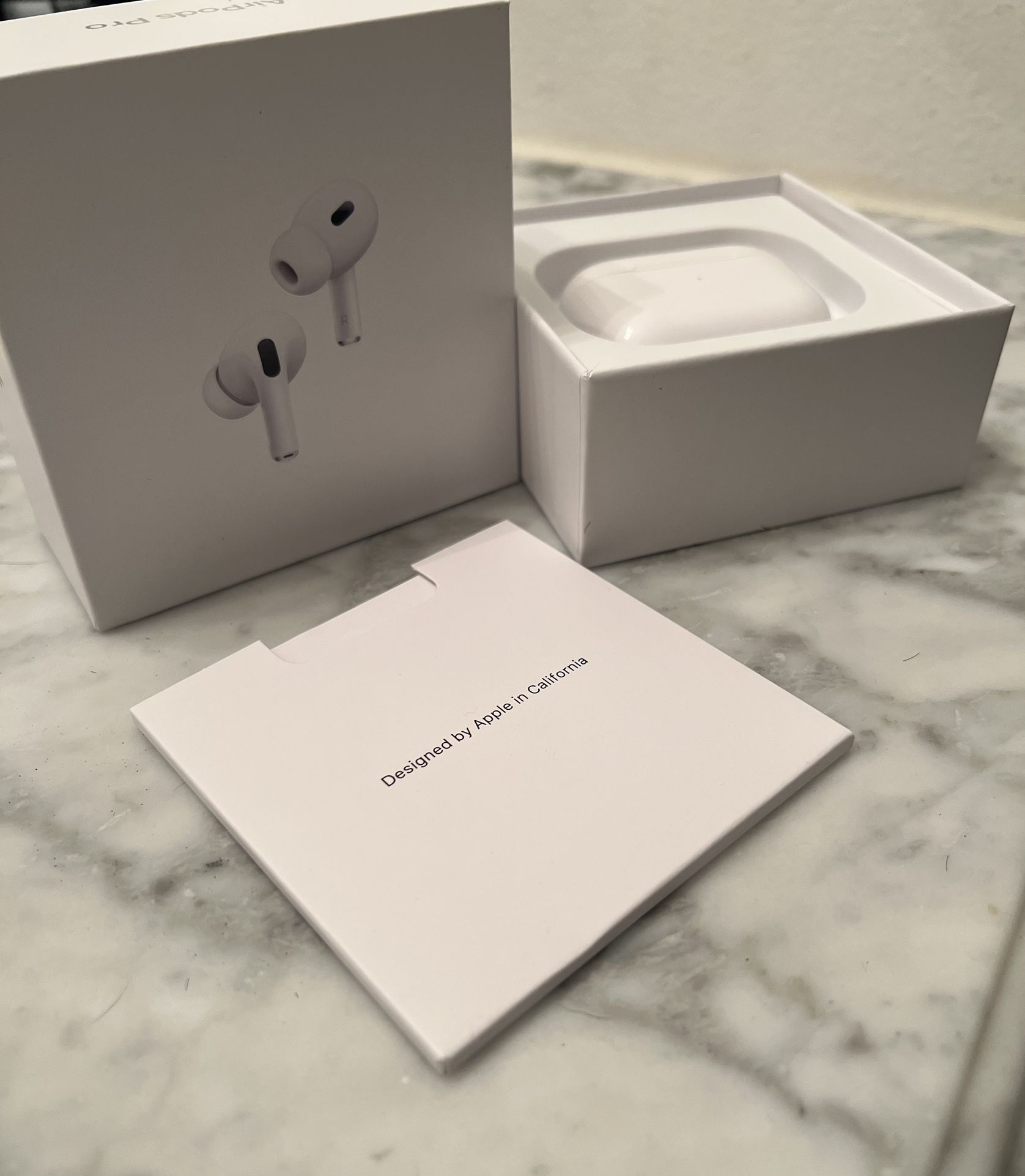 AirPods 2 Pros