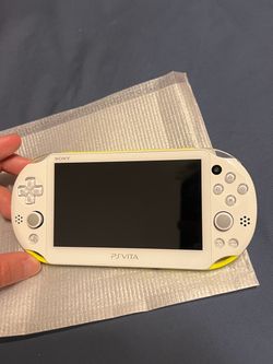 PSP vita PCH-2000 *MINT/ORIGINAL!*