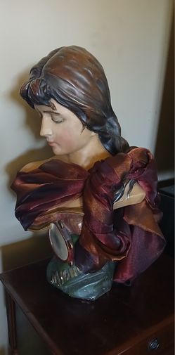 Mignon Bust, Hand Painted, Signed