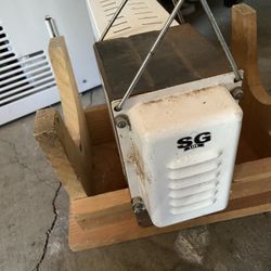 Ballast With Lights And Hood