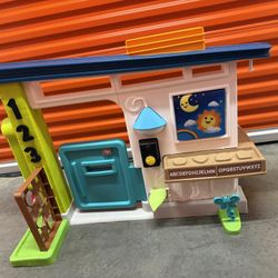 Fisher Price Laugh & Learn Smart Home Activity Center Toddler Playhouse w/ Bench