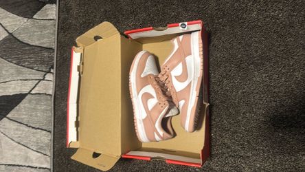 Women Nike dunk lows