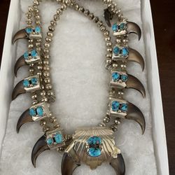 Authentic Navajo Silver & Turquoise Bear Claw Necklace 