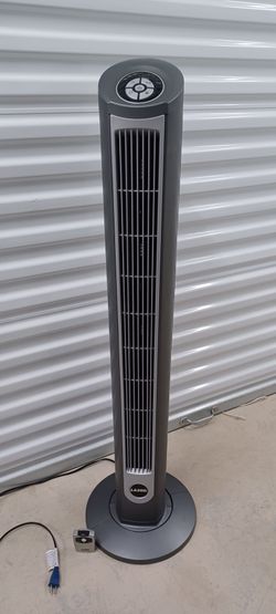 LASKO TOWER FAN With Remote height 47"
