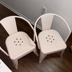 Pink metal chairs/arts and craft table