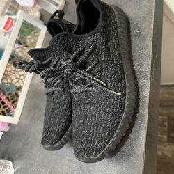 yeezys
